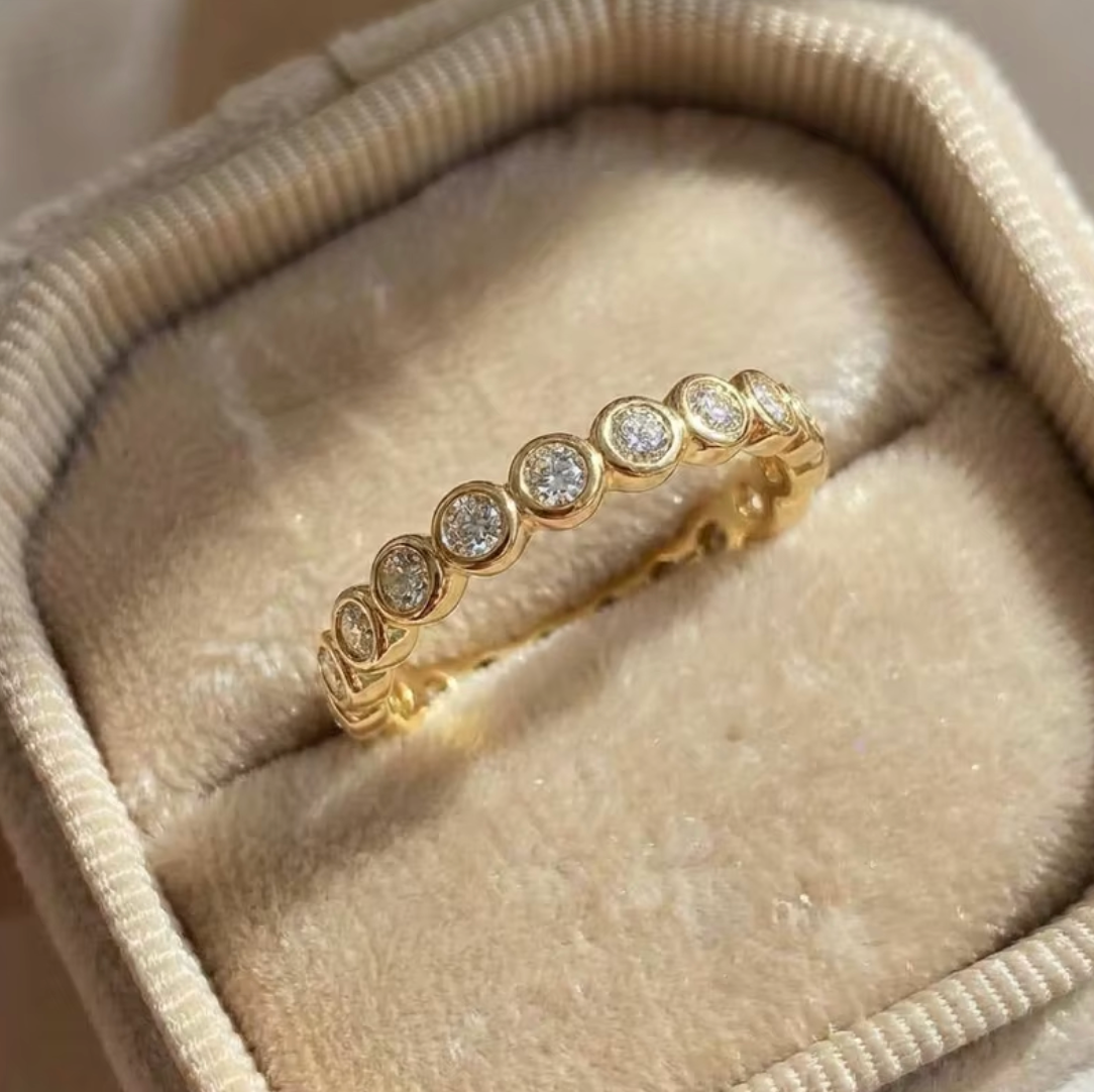 Exquisite White Zircon Engagement