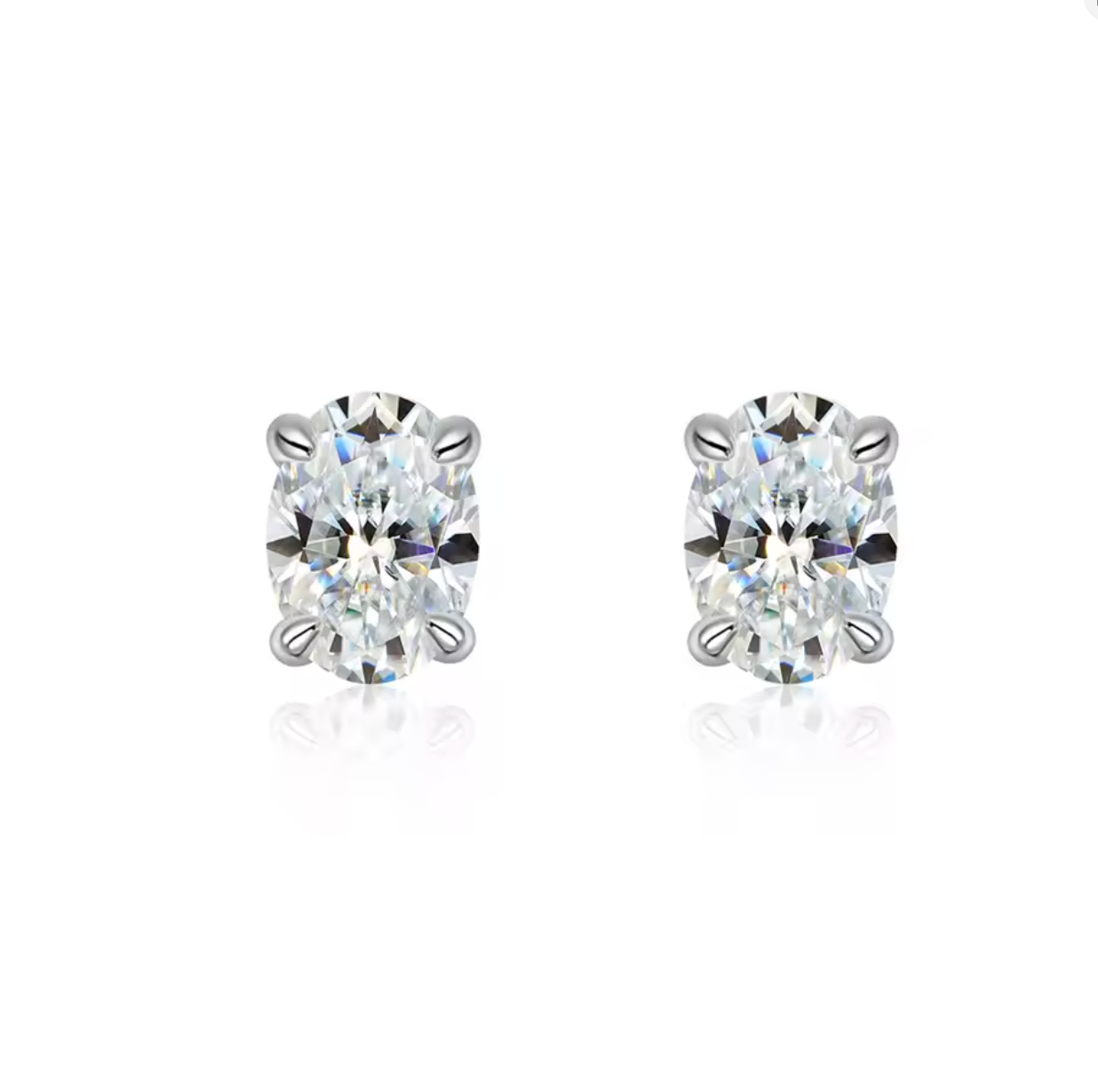 Certified 0.5-4CT Oval Cut Moissanite Stud Earrings