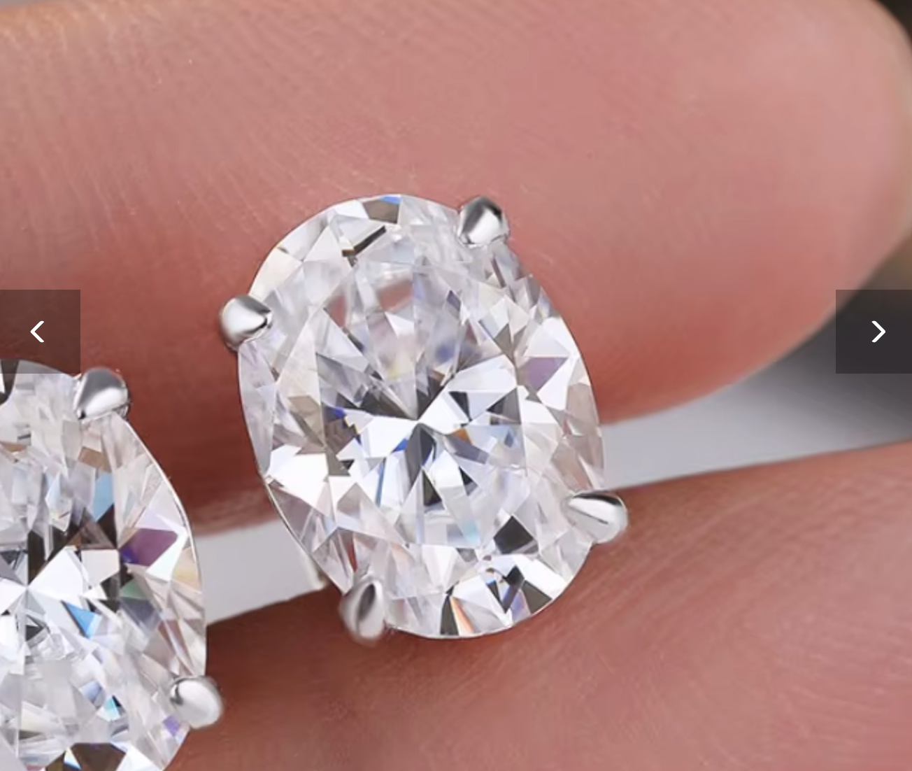 Certified 0.5-4CT Oval Cut Moissanite Stud Earrings